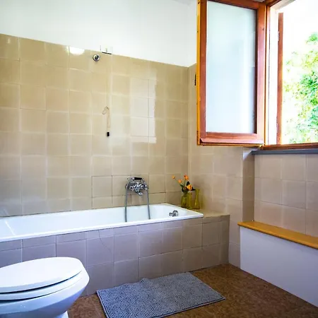 B&B Merlo'S Place Apartament First Floor Tortolì